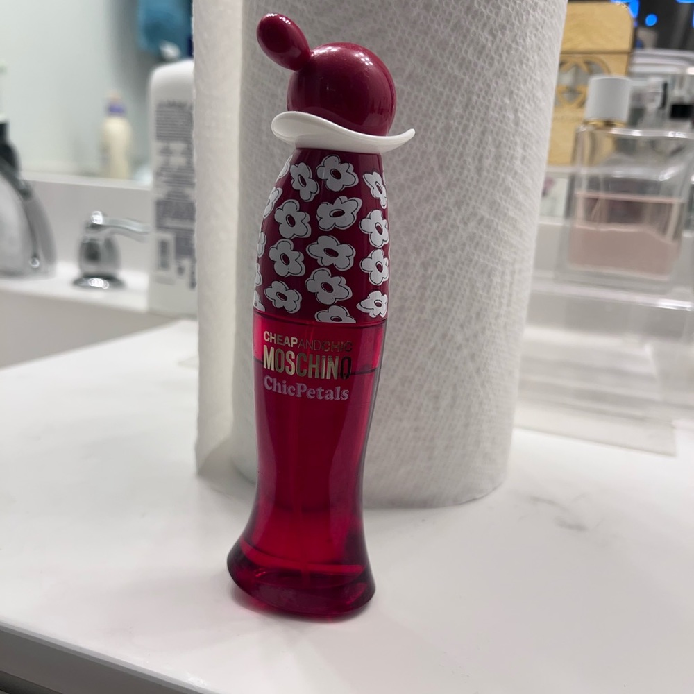 Moschino Cheap & Chic Fragrance